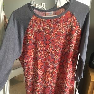 Solid with print LuLaRoe randy style baseball tee.